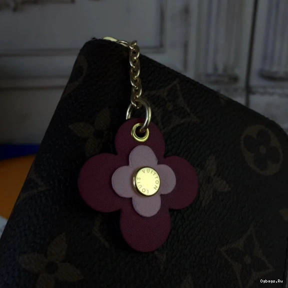 Vuitton CHANELEMENCE Louis wallet 1219